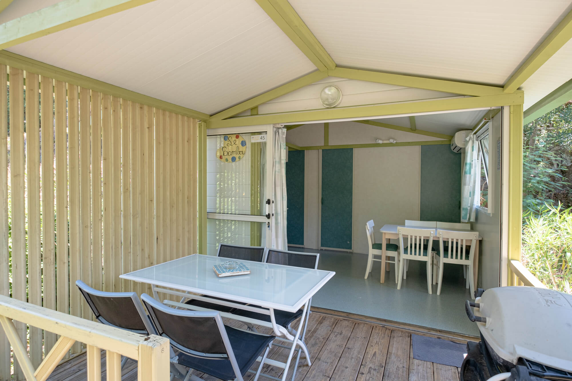 Gigotels og chalet leje muligheder Auribeau-sur-Siagne
