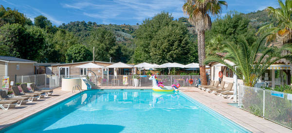 Campingplatz Parc des Monges in Auribeau-sur-Siagne